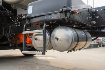 ���� ŷ��EST ������ 530���� 6X4 LNG�Զ���ǣ����(BJ4259L6DLL-05)ͼƬ