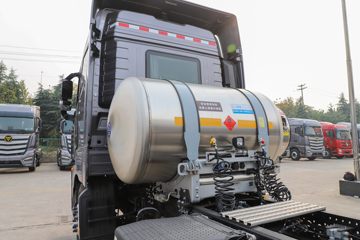 ���� ŷ��EST ������ 530���� 6X4 LNG�Զ���ǣ����(BJ4259L6DLL-05)ͼƬ