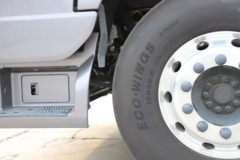 福田 欧曼EST 北方版 530马力 6X4 LNG自动档牵引车(BJ4259L6DLL-05)