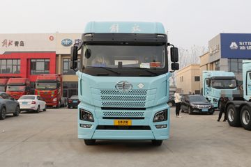 青岛解放 JH6重卡 质惠版 530马力 6X4 LNG牵引车(CA4259P25K2T1NE6A81)