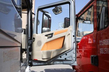 �����ؿ� ����X5000 ����� 530���� 4X2 LNG�Զ���ǣ����(Һ��)(SX4189XE1TLQ2)ͼƬ