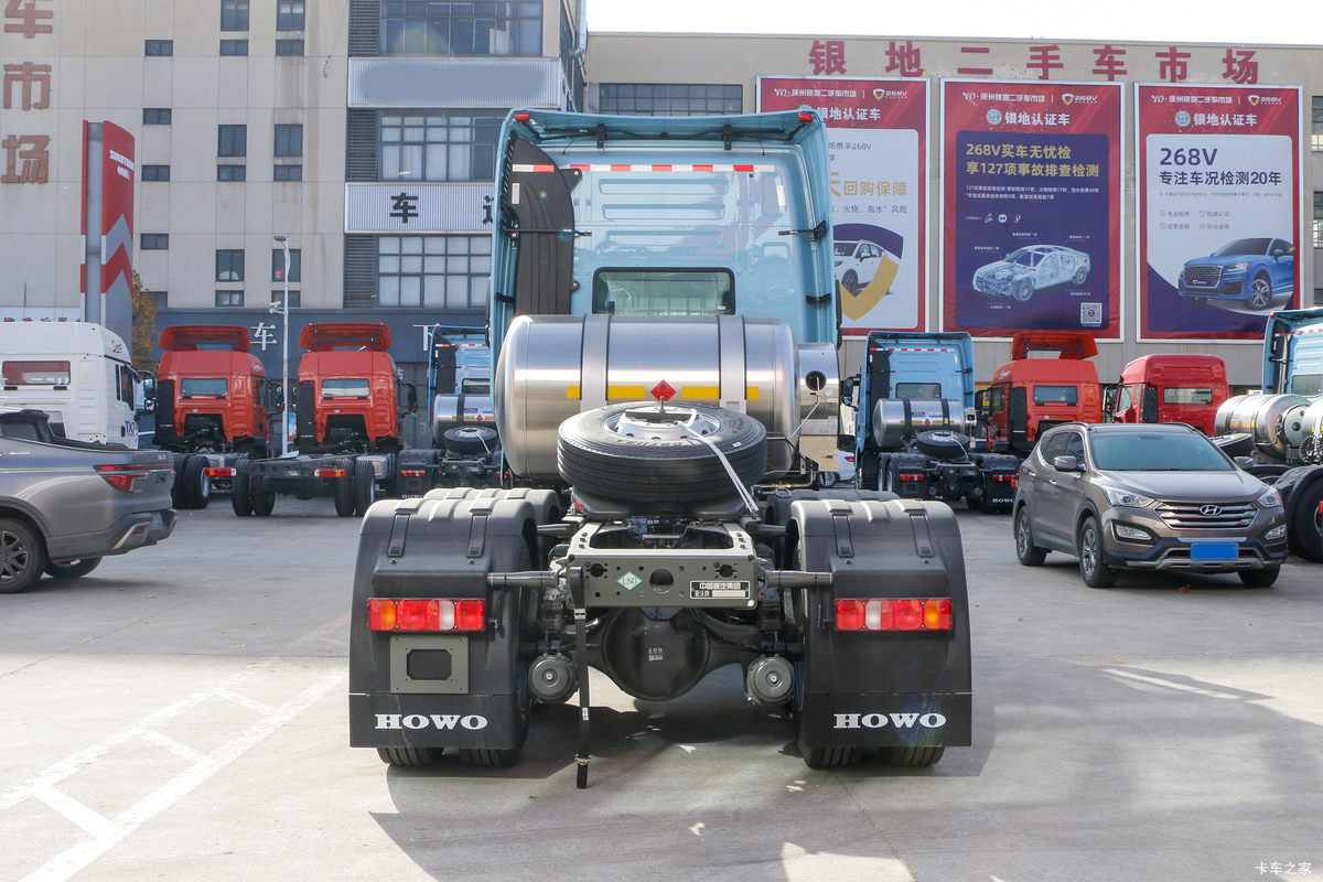 �й����� HOWO TH7�ؿ� 560���� 6X4 LNG�Զ���ǣ����(Һ��)���                                                