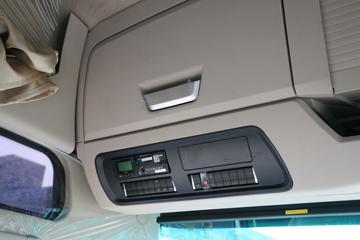 �й����� �ǵ¿�SITRAK C9H�ؿ� 560���� 6X4 LNG�Զ���ǣ����ͼƬ