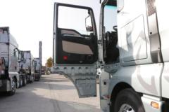 中国重汽 汕德卡SITRAK C9H重卡 560马力 6X4 LNG自动档牵引车