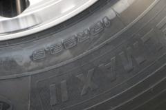 中国重汽 汕德卡SITRAK C9H重卡 560马力 6X4 LNG自动档牵引车