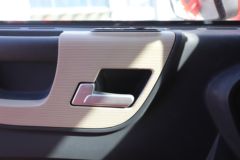 东风商用车 天龙旗舰KX 嵘耀版 530马力 6X4 LNG自动档牵引车(DFH4250DX13)