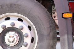 东风商用车 天龙旗舰KX 嵘耀版 530马力 6X4 LNG自动档牵引车(DFH4250DX13)