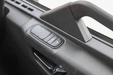 �������ó� ����KL�ؿ� 480���� 6X4 LNGǣ����ͼƬ