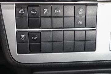 �������ó� ����KL�ؿ� 480���� 6X4 LNGǣ����ͼƬ