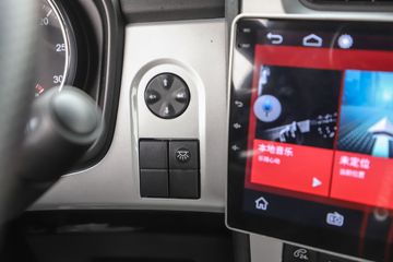 �������ó� ����KL�ؿ� 480���� 6X4 LNGǣ����ͼƬ
