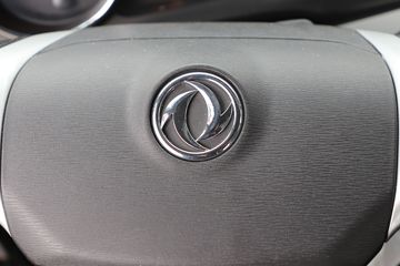 �������ó� ����KL�ؿ� 480���� 6X4 LNGǣ����ͼƬ