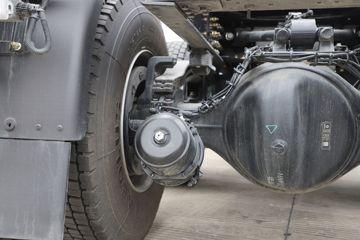 �������ó� ����KL�ؿ� 480���� 6X4 LNGǣ����ͼƬ