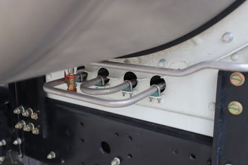 �������ó� ����KL�ؿ� 480���� 6X4 LNGǣ����ͼƬ