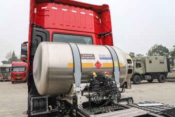 �������ó� ����KL�ؿ� 480���� 6X4 LNGǣ����ͼƬ