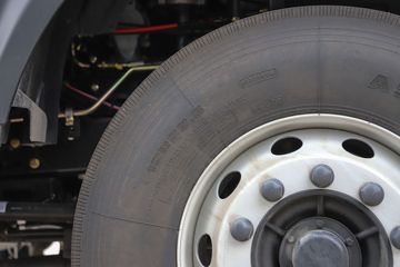 �������ó� ����KL�ؿ� 480���� 6X4 LNGǣ����ͼƬ