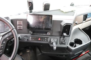 �й����� �ǵ¿�SITRAK G7S�ؿ� ����� 560���� 6X4 LNG�Զ���ǣ����ͼƬ