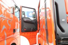中国重汽 汕德卡SITRAK G7S重卡 经典版 560马力 6X4 LNG自动档牵引车
