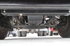 东风新疆 天龙KL燃气 500马力 6X4 CNG牵引车(东风14档)(带液缓)(DFV4258GP6C)