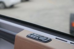 东风商用车 天龙旗舰KX 王者版 530马力 6X4 LNG牵引车(DFH4250DX13)