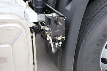 ½ KRȼ 260 4X2 9.6CNGʽػ(DFV5182XXYGP6N)ͼƬ