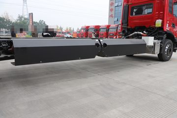 ½ KRȼ 260 4X2 9.6CNGʽػ(DFV5182XXYGP6N)ͼƬ