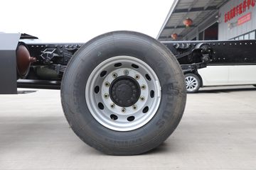 ½ KRȼ 260 4X2 9.6CNGʽػ(DFV5182XXYGP6N)ͼƬ