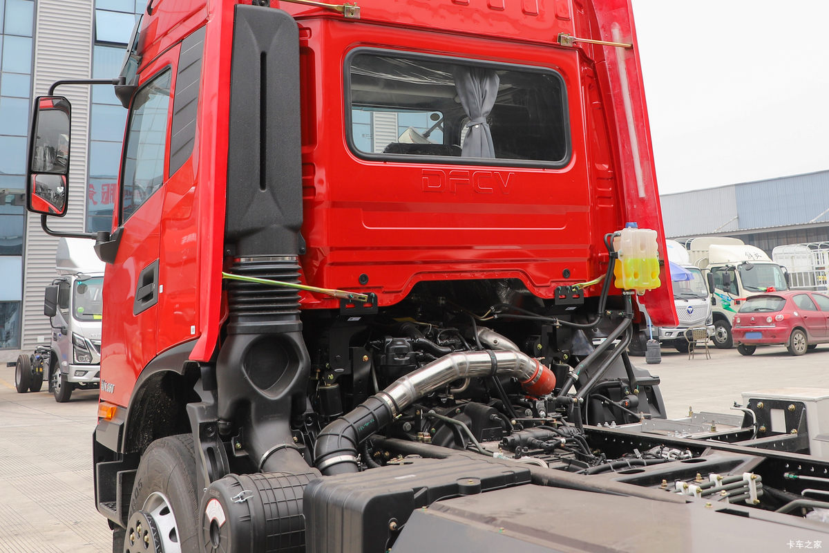 ½ KRȼ 260 4X2 9.6CNGʽػ(DFV5182XXYGP6N)                                                