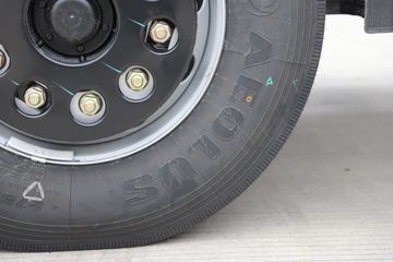 ½ KRȼ 260 4X2 9.6CNGʽػ(DFV5182XXYGP6N)ͼƬ