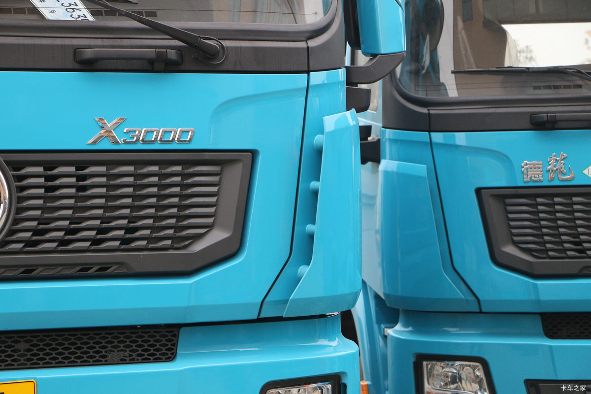 ؿ X3000  480 6X4 LNGǣ(SX4259XD4TLQ1)                                                