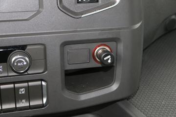 �й����� HOWO Max�ؿ� ���ݰ� 480���� 6X4 LNGǣ����ͼƬ