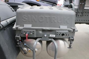 �й����� HOWO Max�ؿ� ���ݰ� 480���� 6X4 LNGǣ����ͼƬ