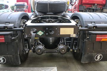 �����ؿ� ����X6000 ݼӢ�� 560���� 6X4 LNG�Զ���ǣ����(SX4259GE4TLQ2)ͼƬ