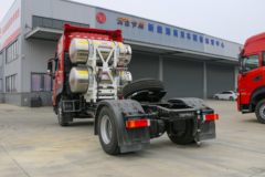 东风新疆 天龙KL燃气 500马力 4X2 LNG自动档牵引车(DFH4180D6)