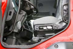 东风新疆 天龙KL燃气 500马力 4X2 LNG自动档牵引车(DFH4180D6)
