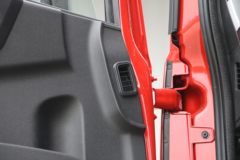 东风新疆 天龙KL燃气 500马力 4X2 LNG自动档牵引车(DFH4180D6)