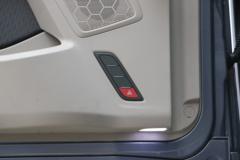 中国重汽 HOWO Max重卡 轻奢版 460马力 6X4 CNG牵引车(ZZ4257V424KF1CH) 中国重汽 HOWO Max重卡 轻奢版 460马力 6X4 CNG牵引车(ZZ4257V424KF1CH)