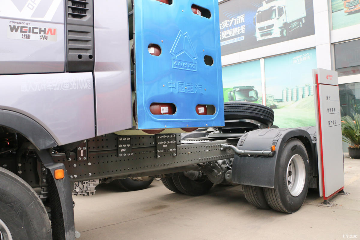 �й����� HOWO Max�ؿ� ���ݰ� 460���� 6X4 CNGǣ��������                                                