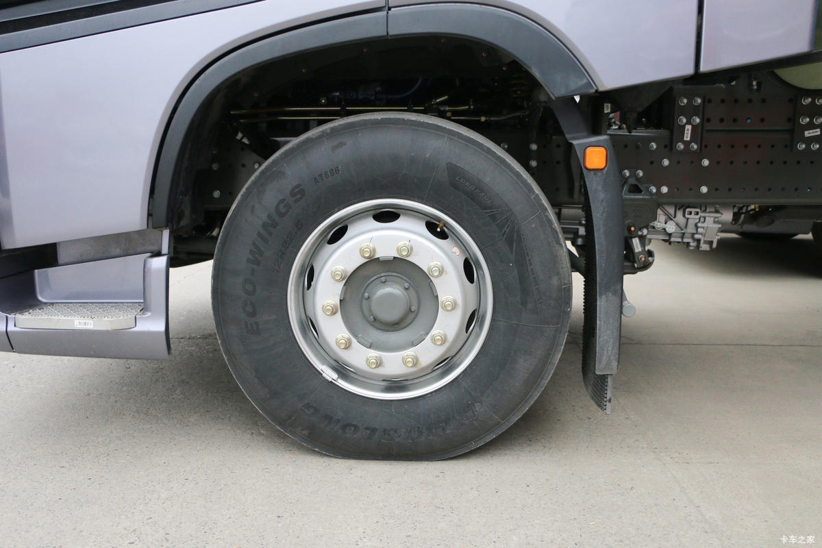 �й����� HOWO Max�ؿ� ���ݰ� 460���� 6X4 CNGǣ��������                                                