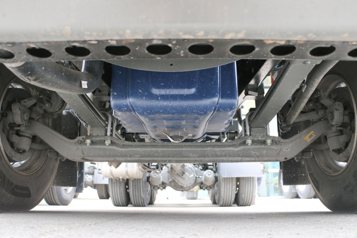 �й����� HOWO Max�ؿ� ���ݰ� 460���� 6X4 CNGǣ��������                                                