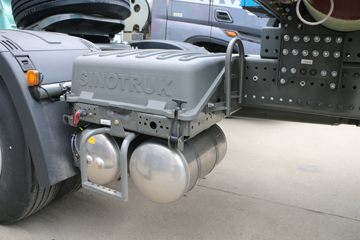 й HOWO Maxؿ ݰ 460 6X4 CNGǣ(ɫ)(ZZ4257V424KF1CH)ͼƬ