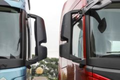 陕汽重卡 德龙X5000S 旗舰版 560马力 6X4 LNG牵引车(液缓)(红色)(SX4259XE4TLQ3)