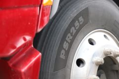 陕汽重卡 德龙X5000S 旗舰版 560马力 6X4 LNG牵引车(液缓)(红色)(SX4259XE4TLQ3)