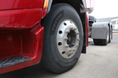 陕汽重卡 德龙X5000S 旗舰版 560马力 6X4 LNG牵引车(液缓)(红色)(SX4259XE4TLQ3)