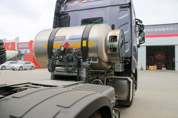 йHOWO Maxؿ ݰ 480 6X4 LNGǣͼƬ