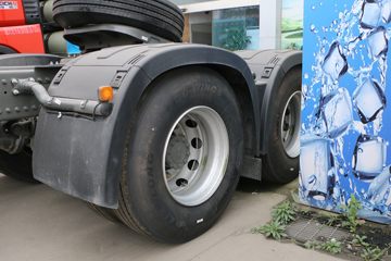 йHOWO Maxؿ ݰ 480 6X4 LNGǣͼƬ