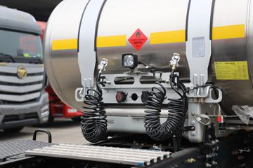 ���� ŷ��EST 530���� 6X4 LNG�Զ���ǣ����ͼƬ