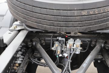 ���� ŷ��EST 530���� 6X4 LNG�Զ���ǣ����ͼƬ