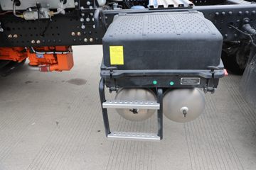 ���� ŷ��EST 530���� 6X4 LNG�Զ���ǣ����ͼƬ