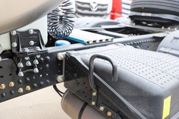 ���� ŷ��EST 530���� 6X4 LNG�Զ���ǣ����ͼƬ