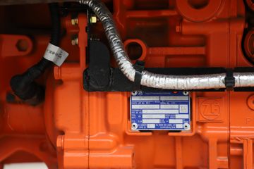 ���� ŷ��EST 530���� 6X4 LNG�Զ���ǣ����ͼƬ